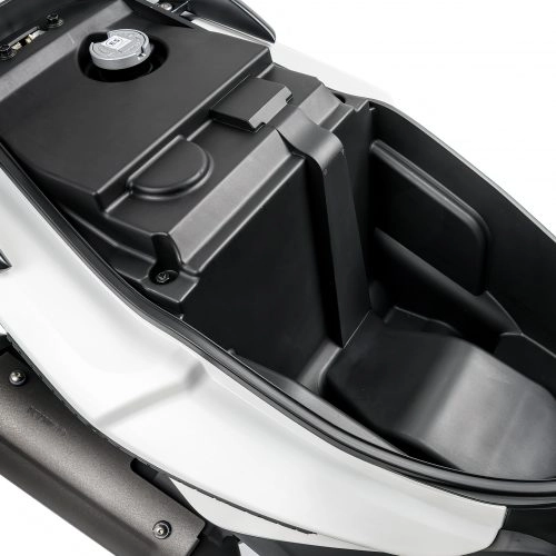  SCOOTERS  - Kymco_Super_detail01-500x500